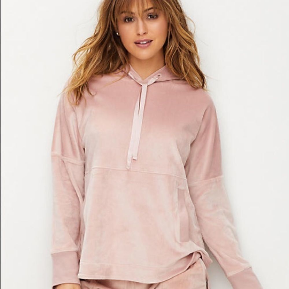 DKNY ELEVATED LEISURE VELOUR HOODIE